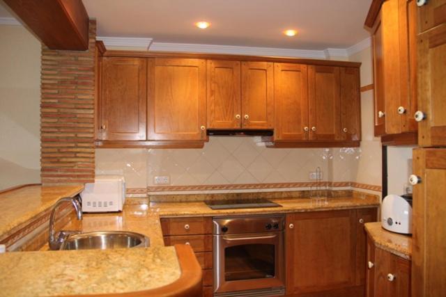 Excelsior Beachfront Apartment קלפה מראה חיצוני תמונה