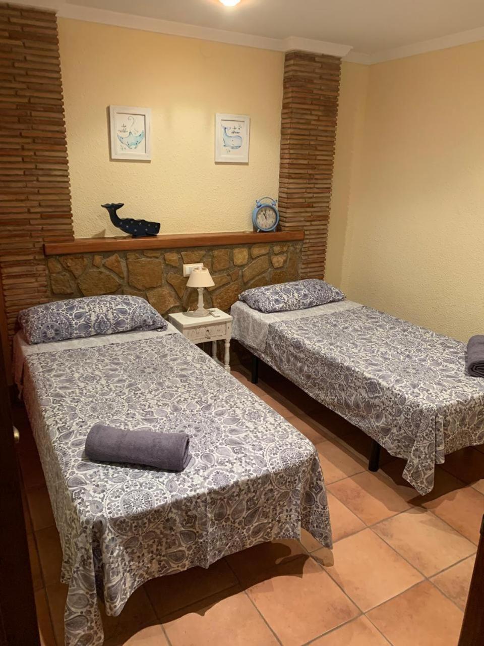 Excelsior Beachfront Apartment קלפה מראה חיצוני תמונה