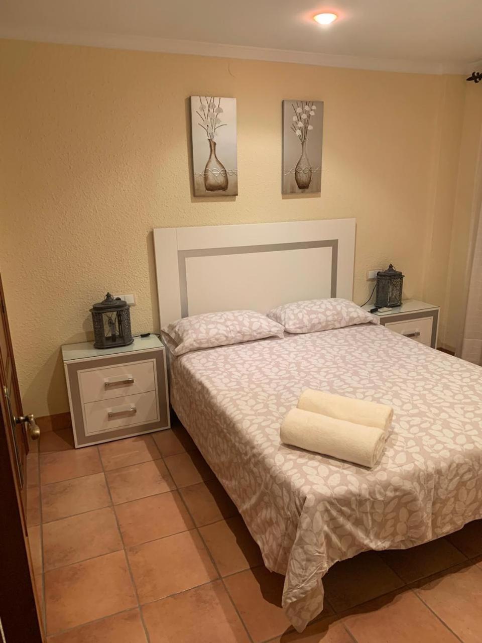Excelsior Beachfront Apartment קלפה מראה חיצוני תמונה