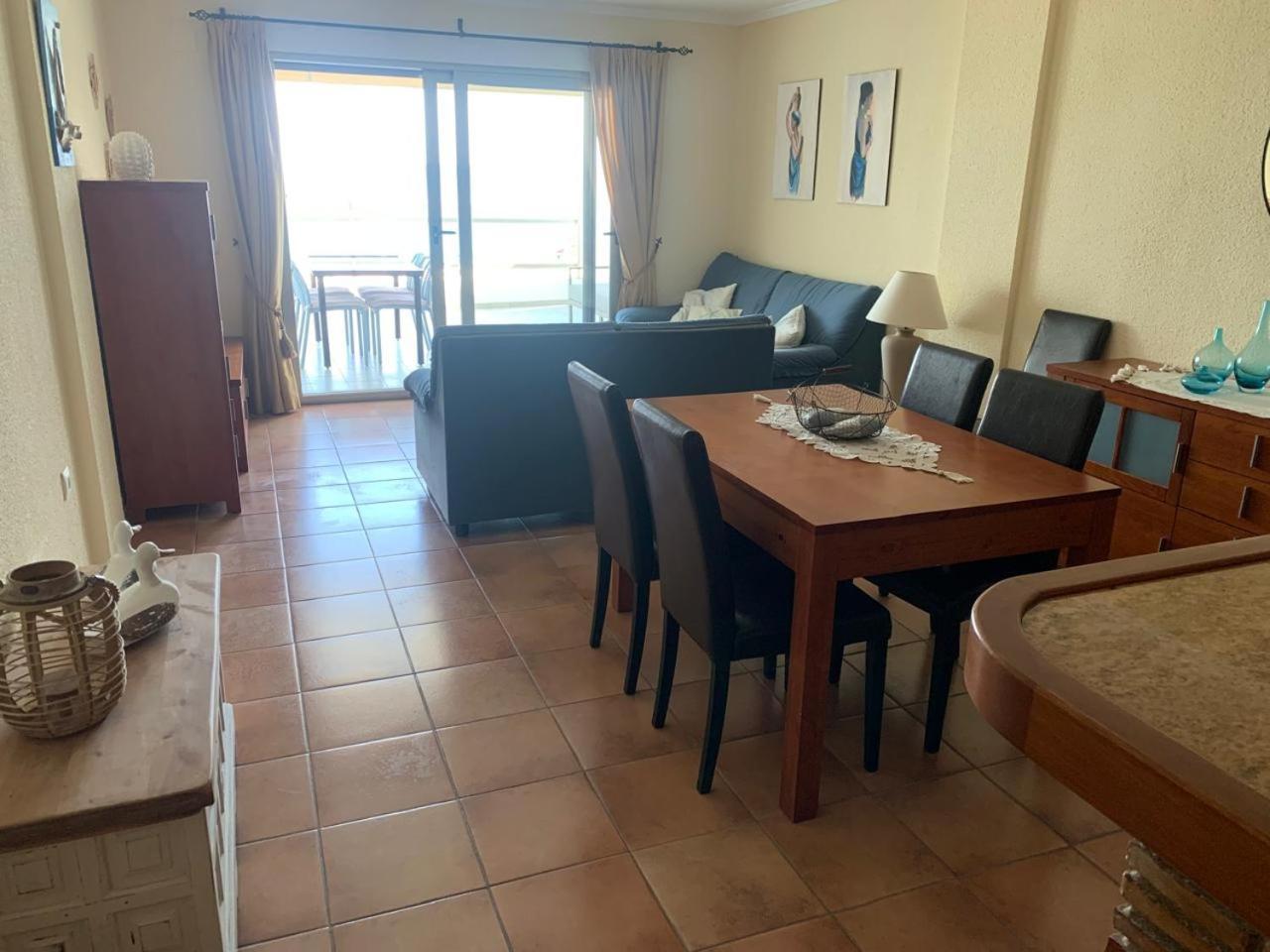 Excelsior Beachfront Apartment קלפה מראה חיצוני תמונה